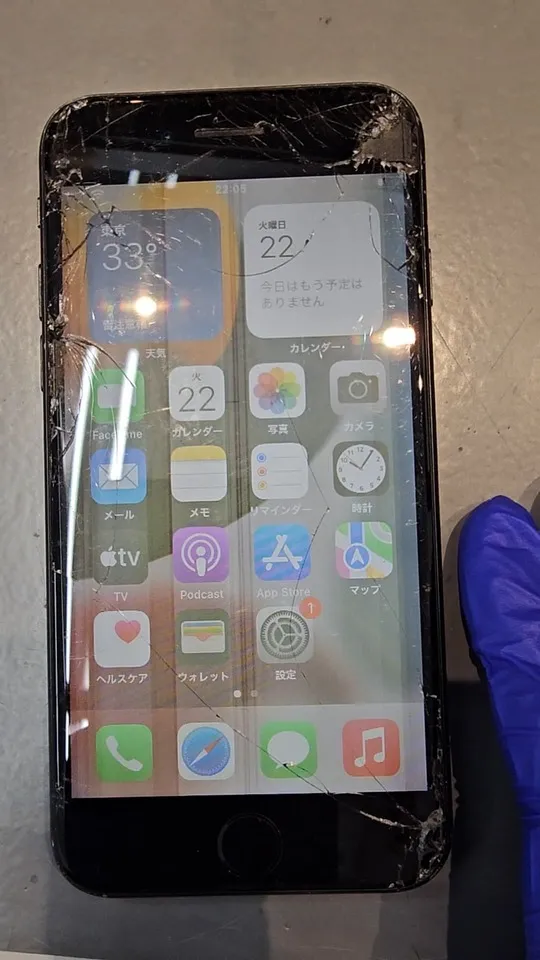 【画面が白くなる!?】iPhone SE2の液晶不良は画面修理で解決！｜スマートクリア ドン・キホーテ小樽店
