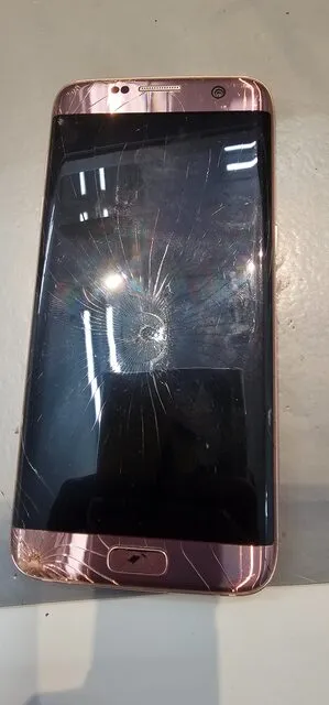 まだ使える！Galaxy S7 edgeの画面交換事例｜スマートクリア ドン・キホーテ小樽店