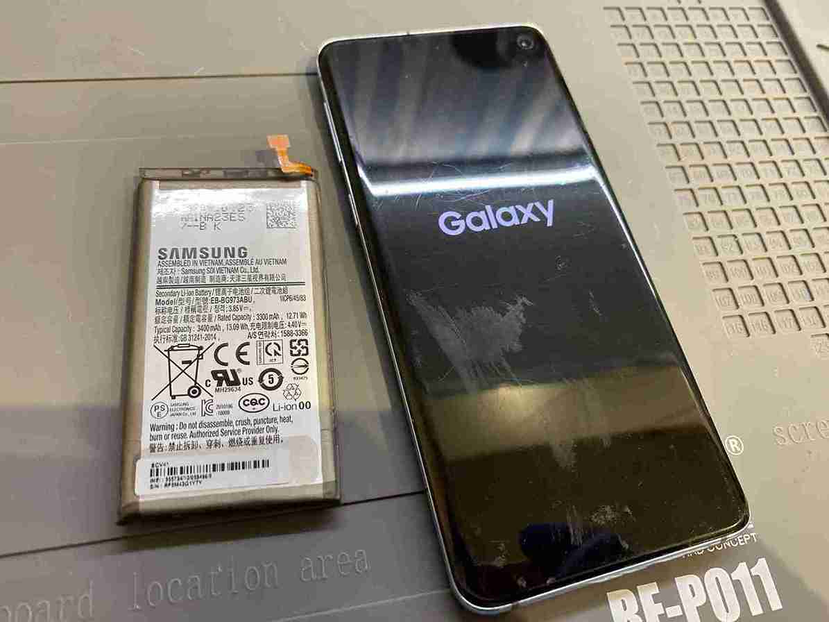 Galaxy S10のバッテリー交換 大阪