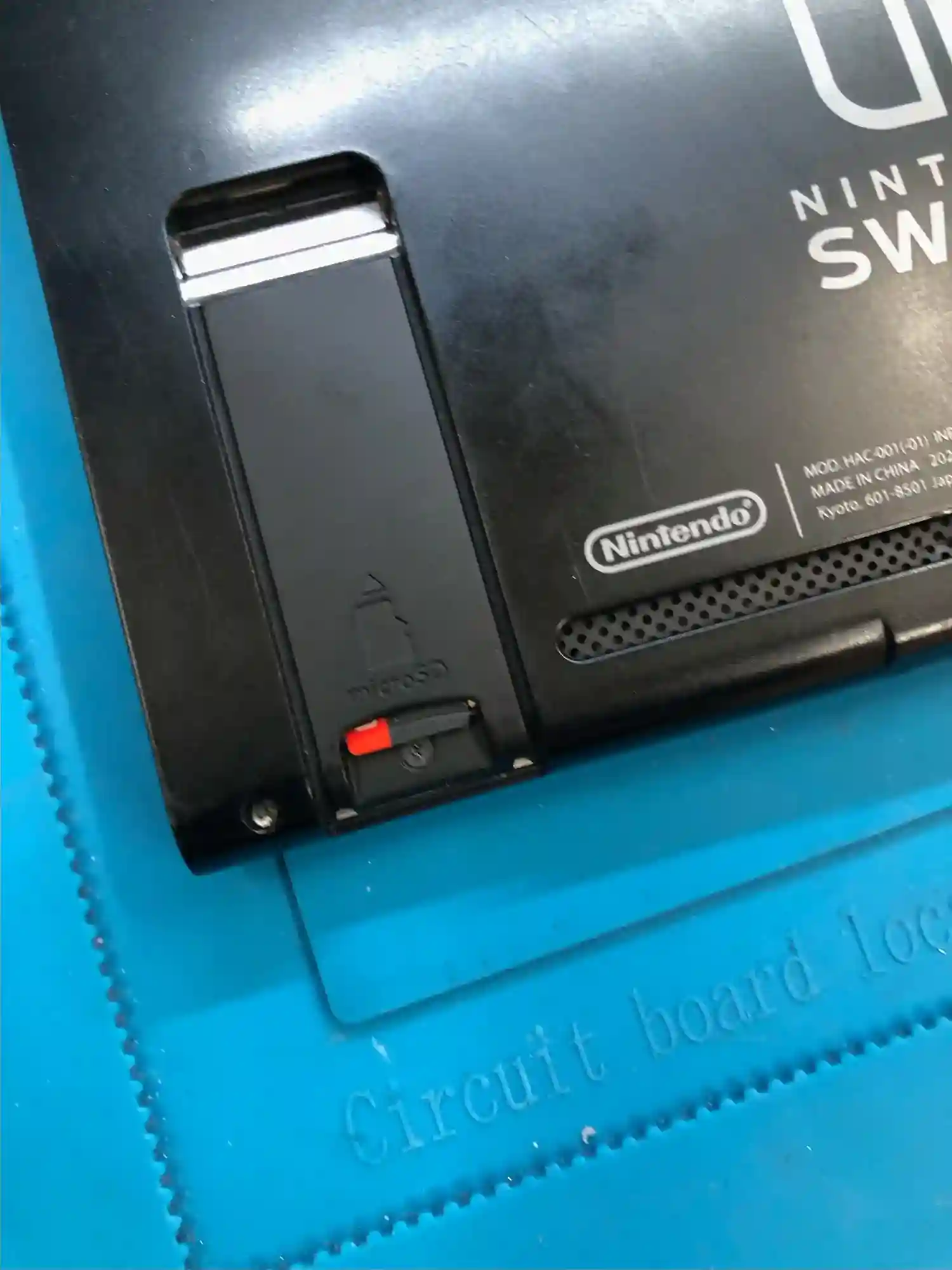 SDカードは挿入されている