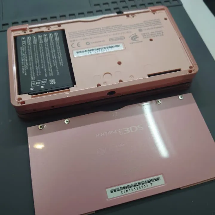 3DSの起動不良もバッテリー交換で改善