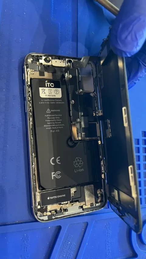 iPhoneXsが充電できない修理はスマートクリア札幌桑園店