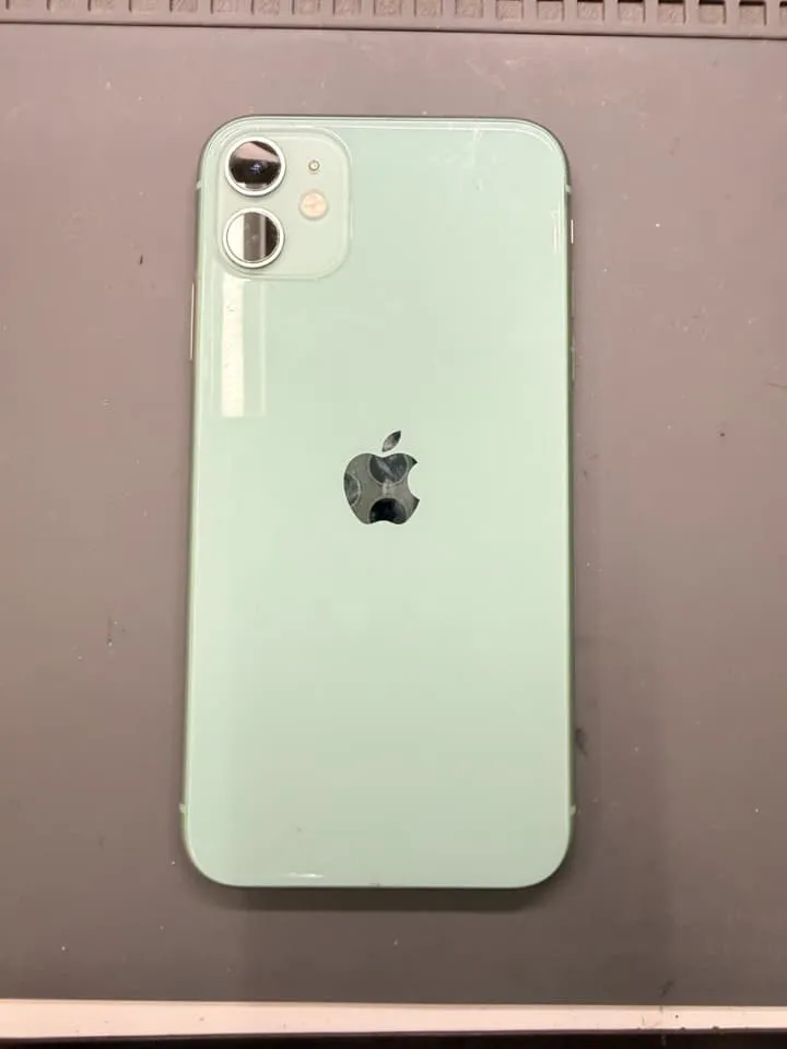 iPhone11イヤースピーカー交換修理