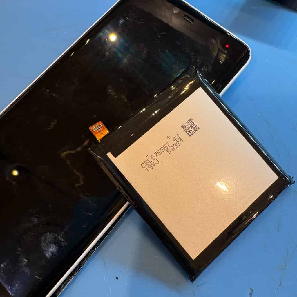 【東札幌駅すぐ】Androidバッテリー交換も対応！スマホの電池持ち改善ならお任せ