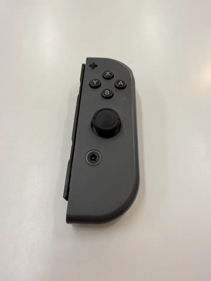 任天堂Switchアナログスティック交換修理