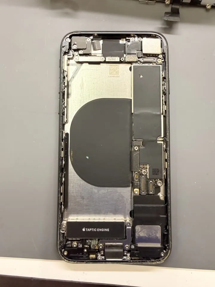 iPhoneSE2バッテリー交換