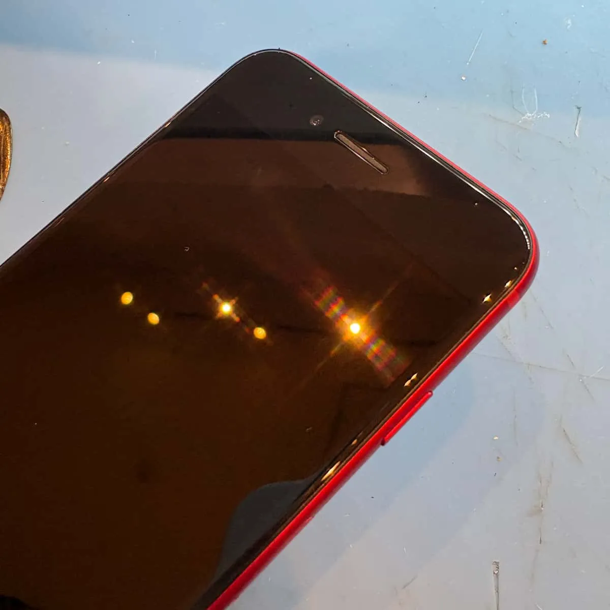 iPhoneSE3画面割れ修理