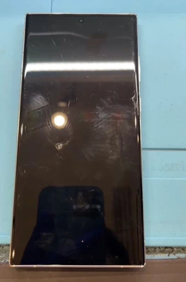 【札幌駅でGalaxy S23 Ultra画面交換】画面割れ・表示不良に対応｜データそのまま修理