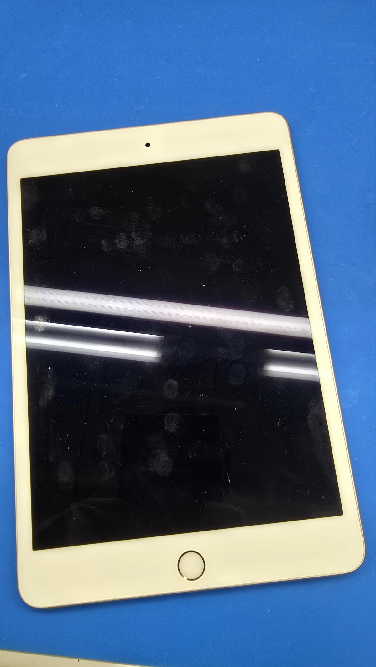 iPad修理はスマートクリア西岡店