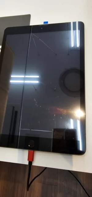 落としてiPadが割れた…そんな時はスマートクリア ドン・キホーテ小樽店で修理！