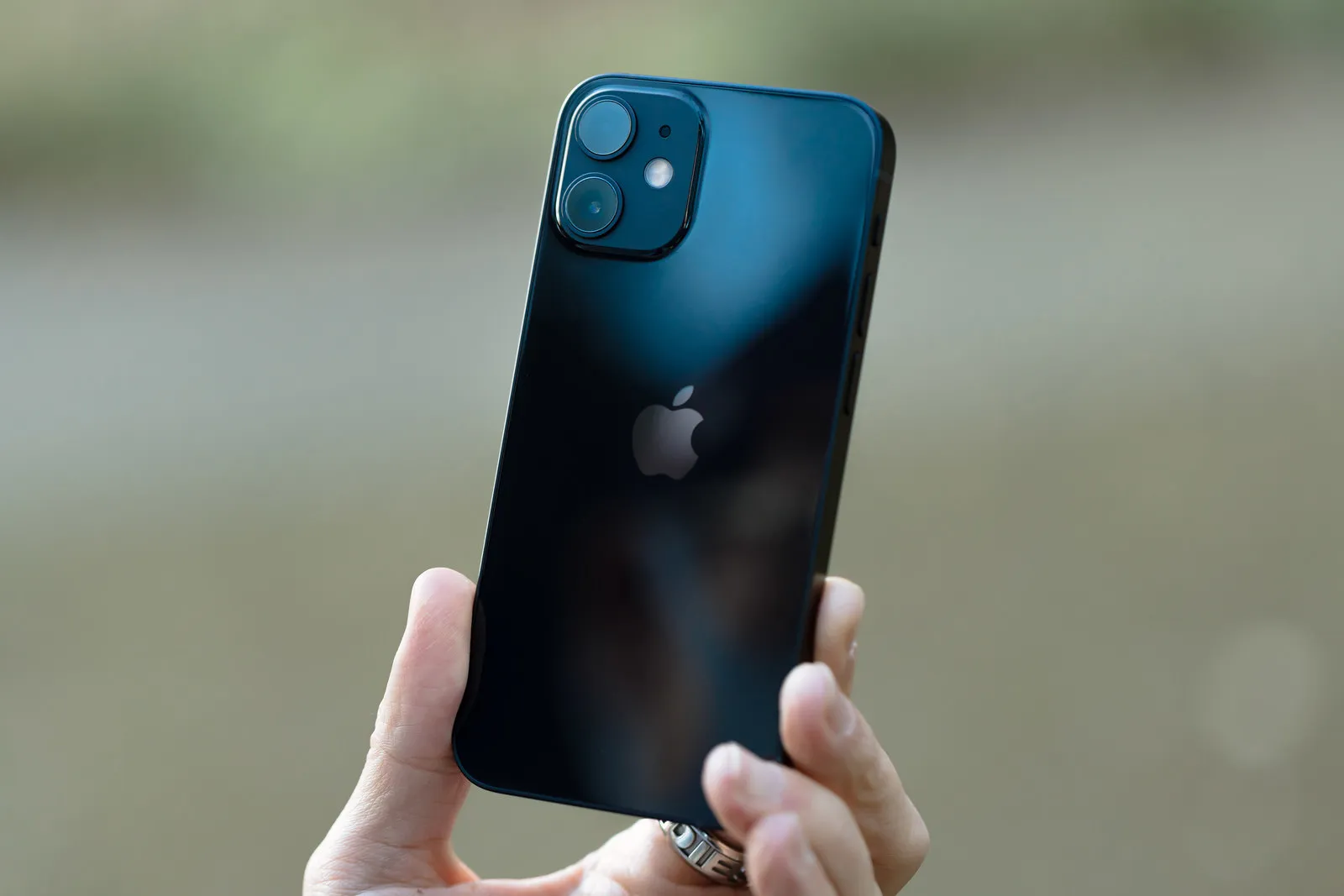 札幌・豊平区西岡でスマホ修理を探すなら？即日対応の選び方と注意点