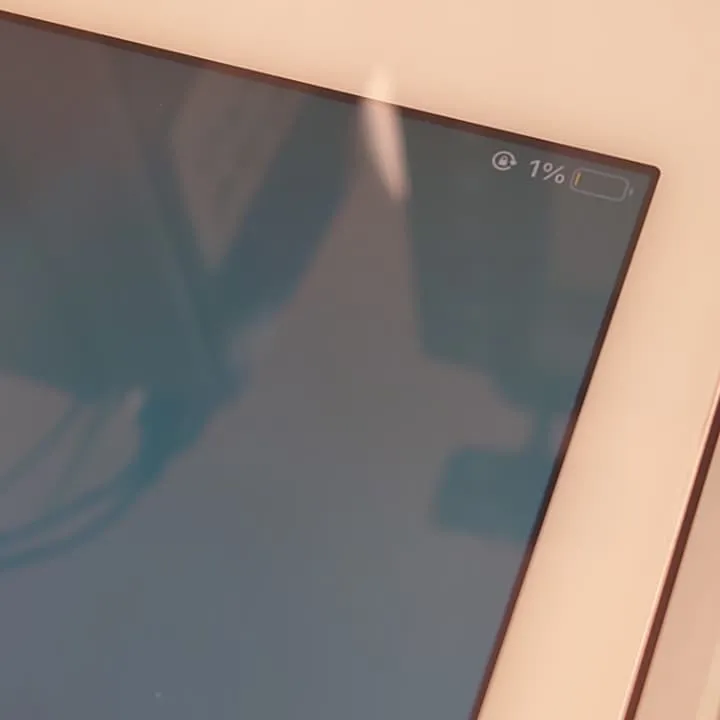 iPadの充電が1％から増えない原因と対処法【スマートクリア イオン札幌栄町店】