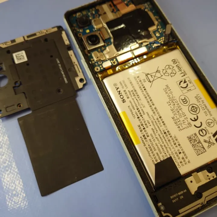 XPERIA5Ⅳのバッテリー交換は栄町店で即日対応【スマートクリア】