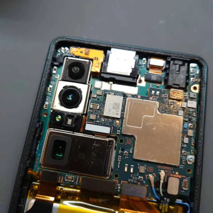 XPERIA5Ⅳのバックカメラ修理