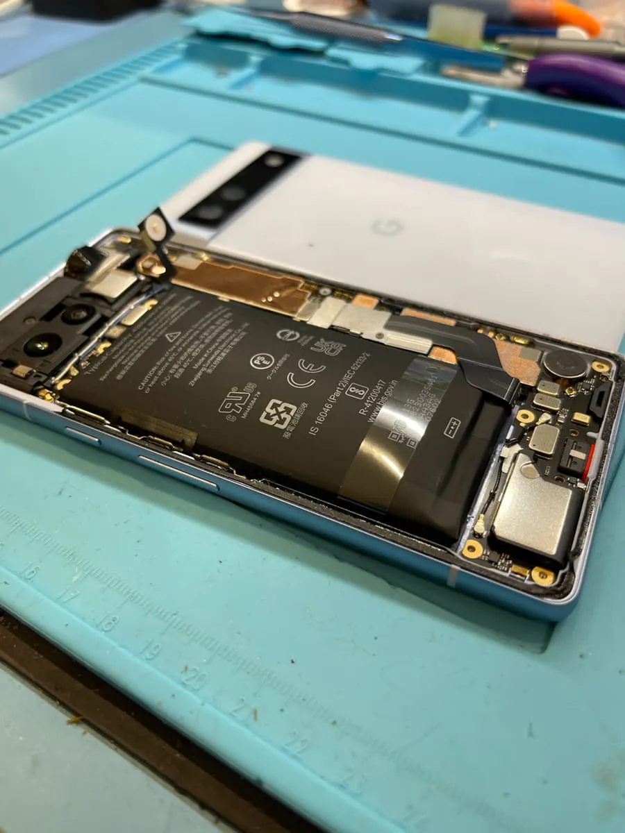 スマホの電池トラブルに注意！膨張バッテリーは早めの修理が安心｜札幌駅近くの即日スマホ修理