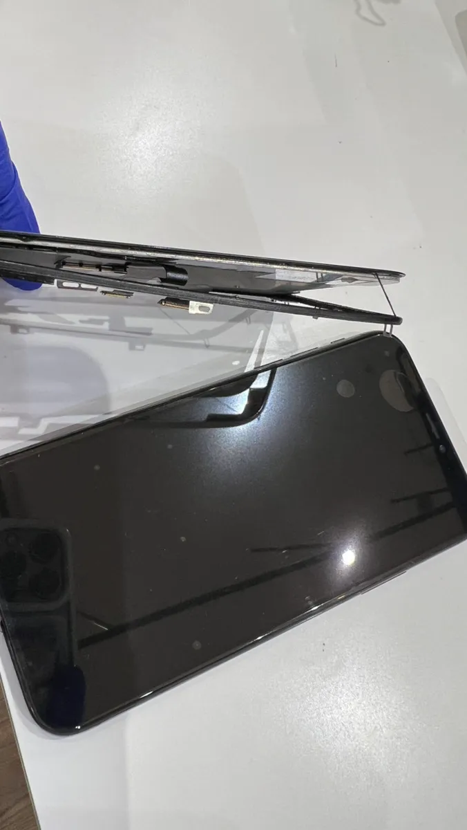 iPhoneX液晶交換はスマートクリア藻岩店へ