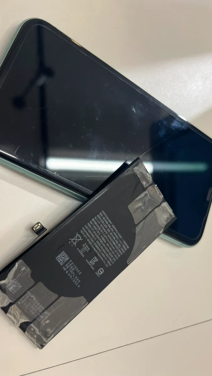 iPhone11のバッテリー交換は藻岩で即日対応