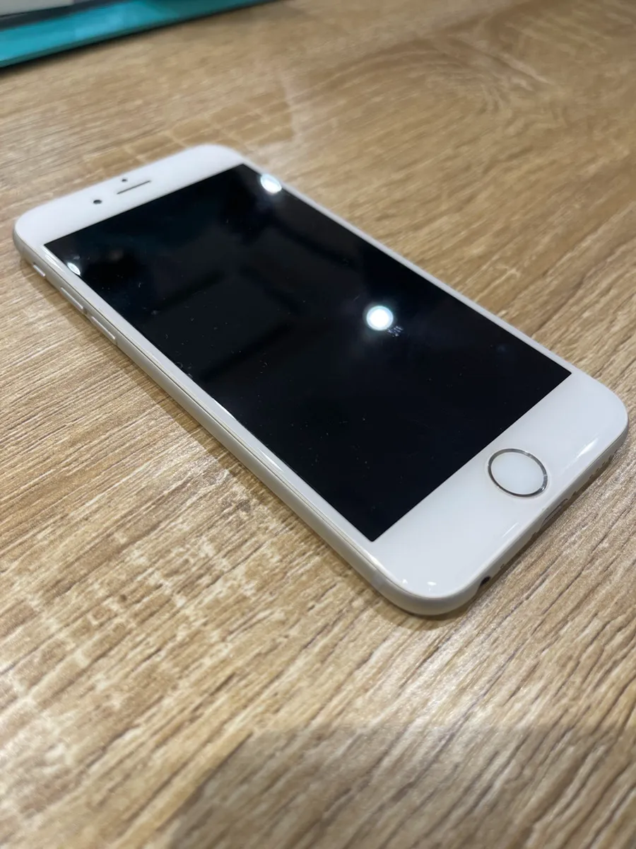 iPhone 7が突然つかなくなった…その原因と対処法