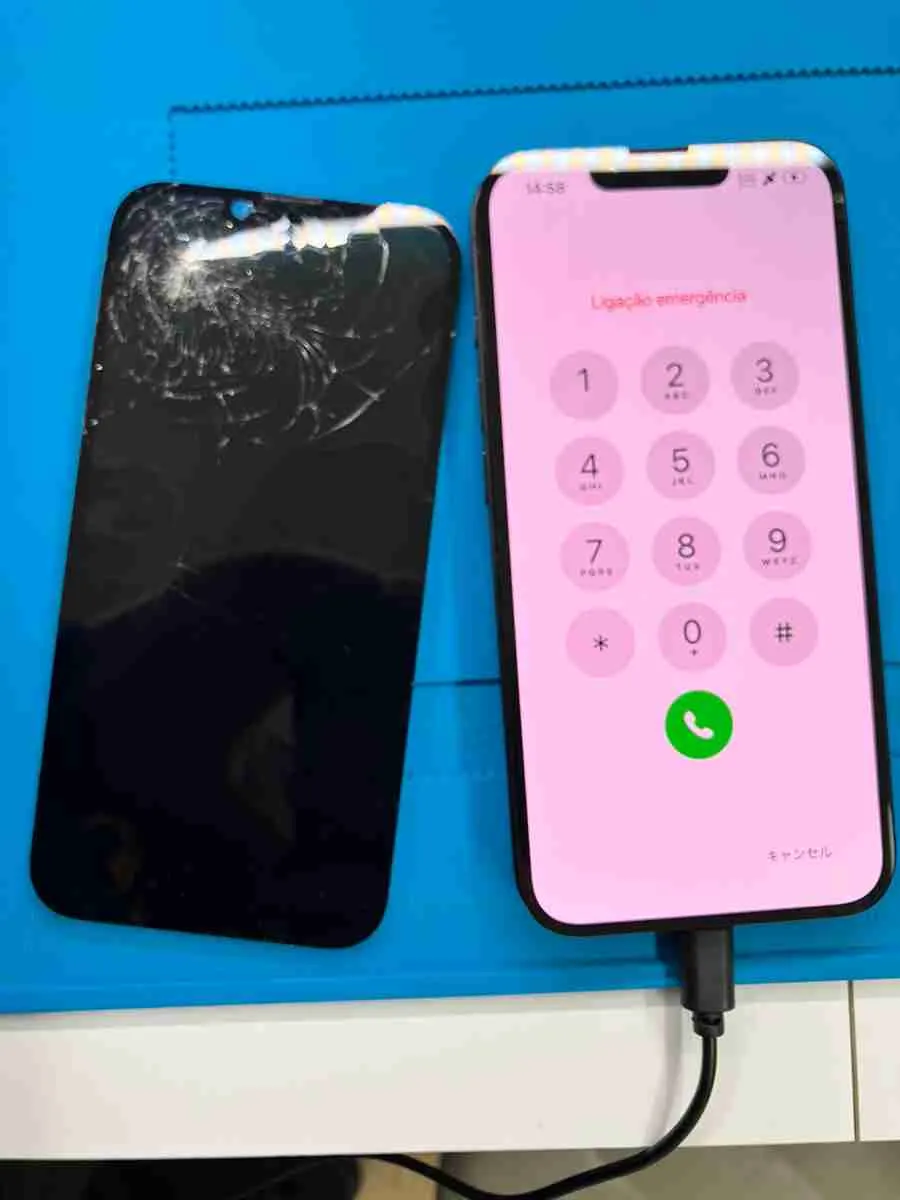 修理後iPhone１６e
