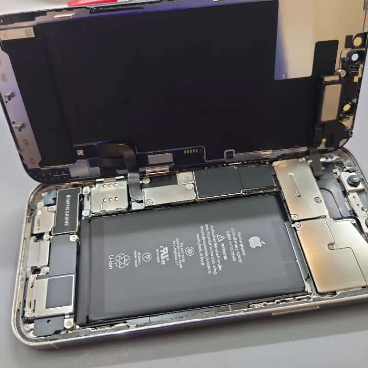 iPhone12Proバッテリー交換