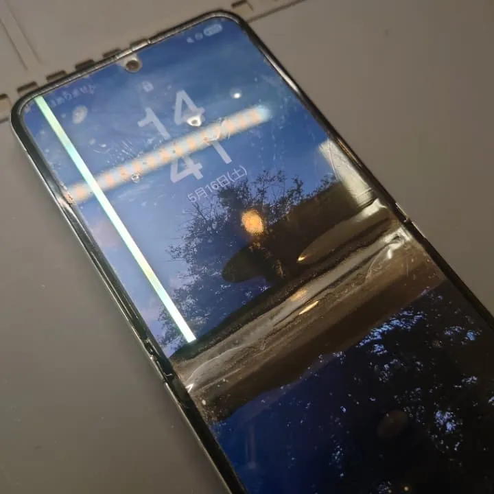 Galaxy Z Flip5 画面故障も即日修理対応