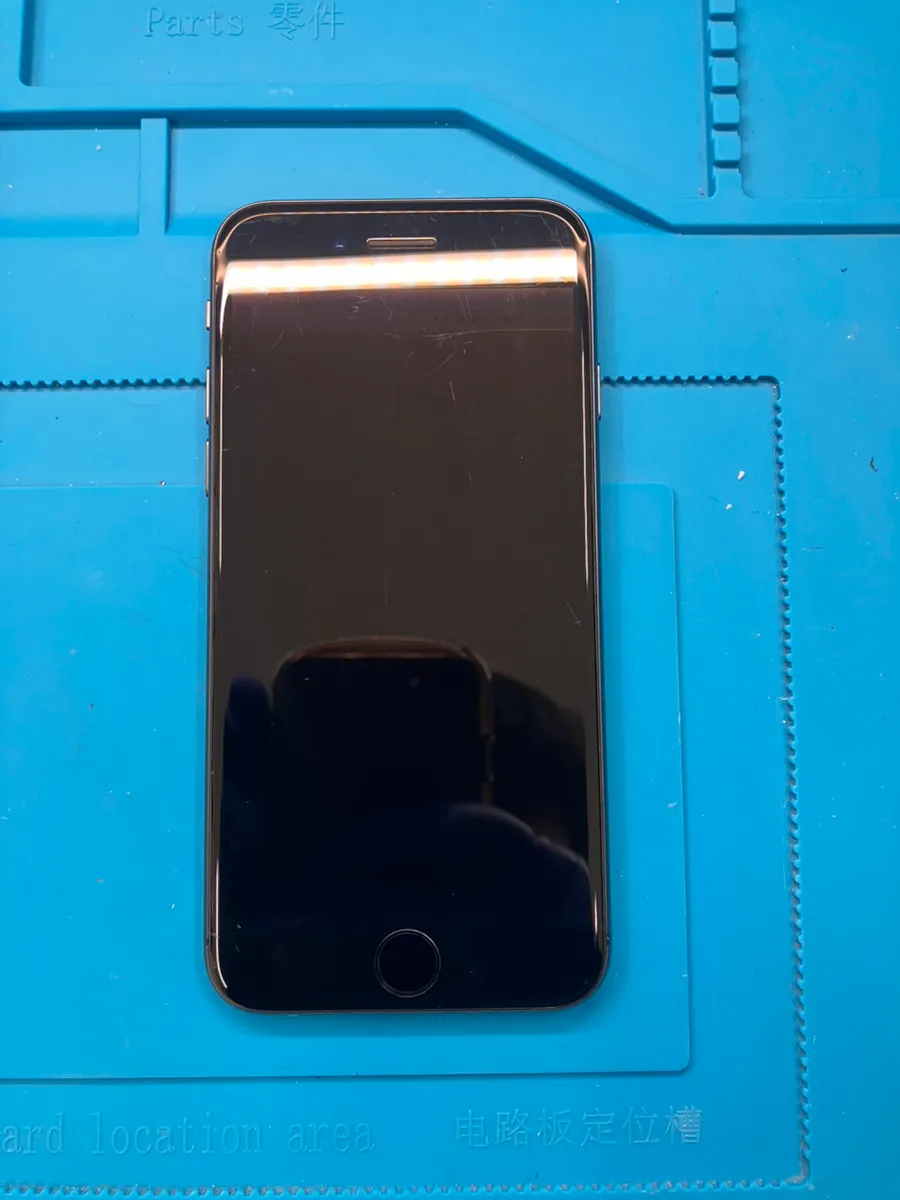 iPhone8のバッテリー交換