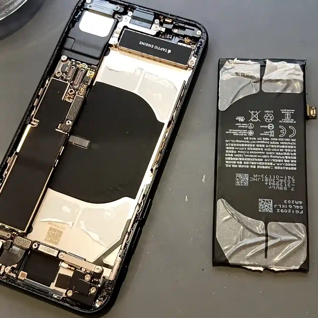 iPhoneSE3のバッテリー交換