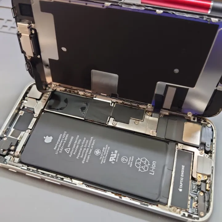 iPhoneSE2バッテリー交換