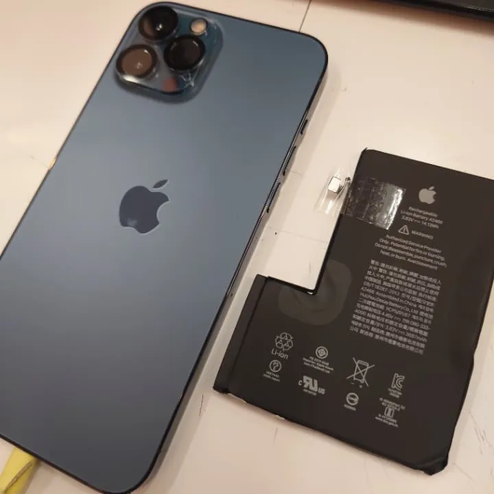 iPhone12Promaxバッテリー交換