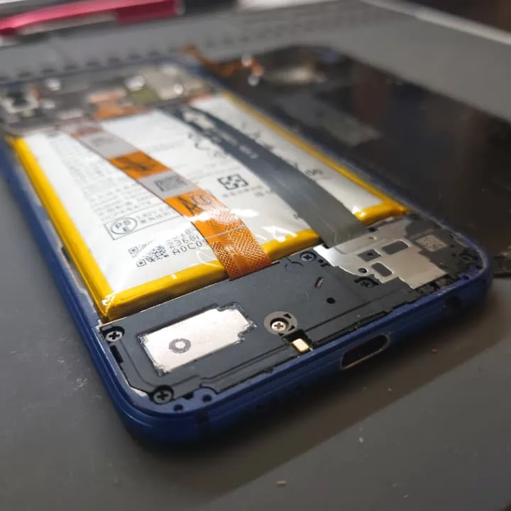 Huawei P20 Liteバッテリー交換
