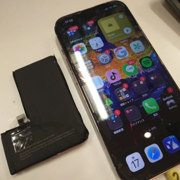 iPhone14Proバッテリー交換