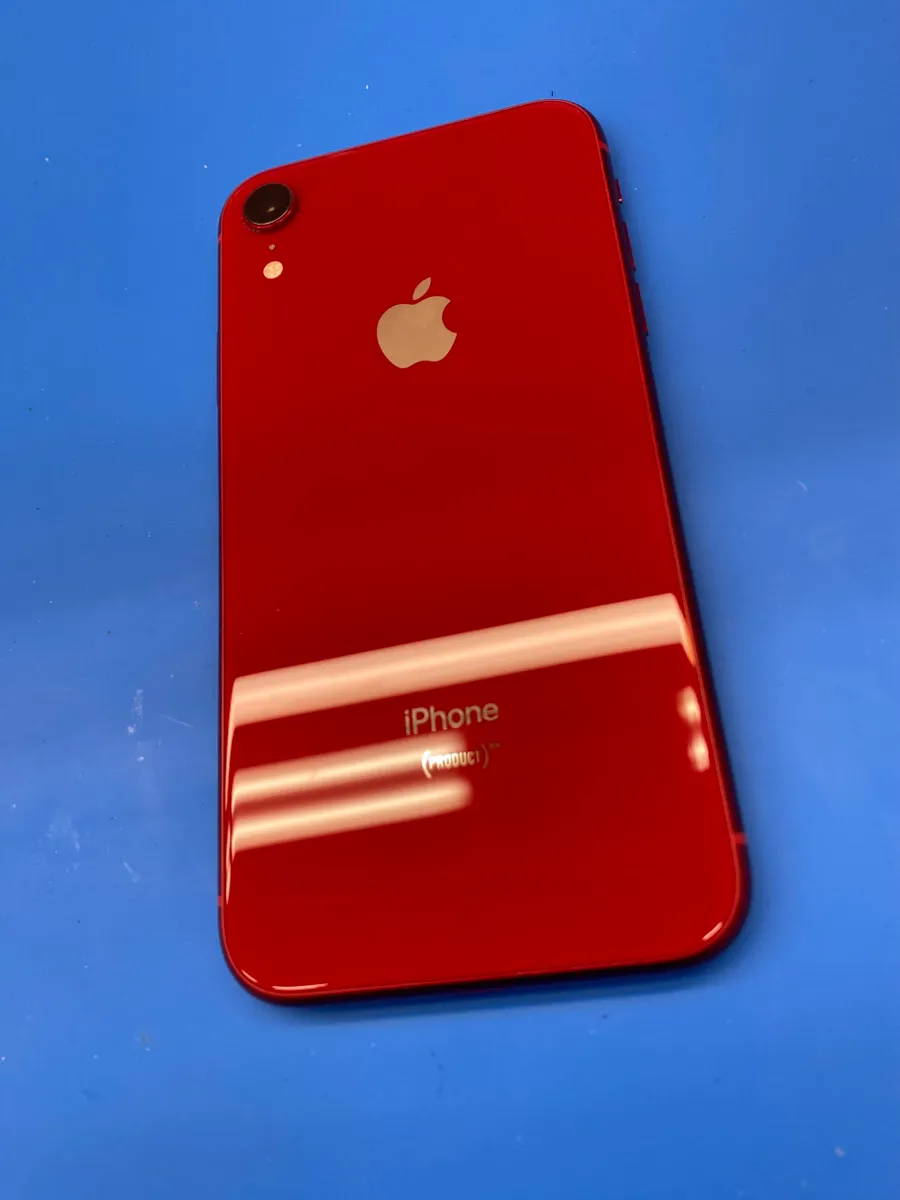 iPhoneXRのバッテリー交換を行いました｜まだまだ修理依頼が多い機種です