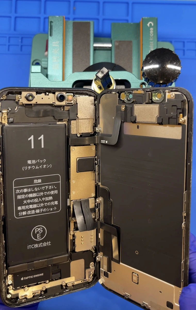 iPhone11バッテリー交換スマートクリア札幌駅アピア店