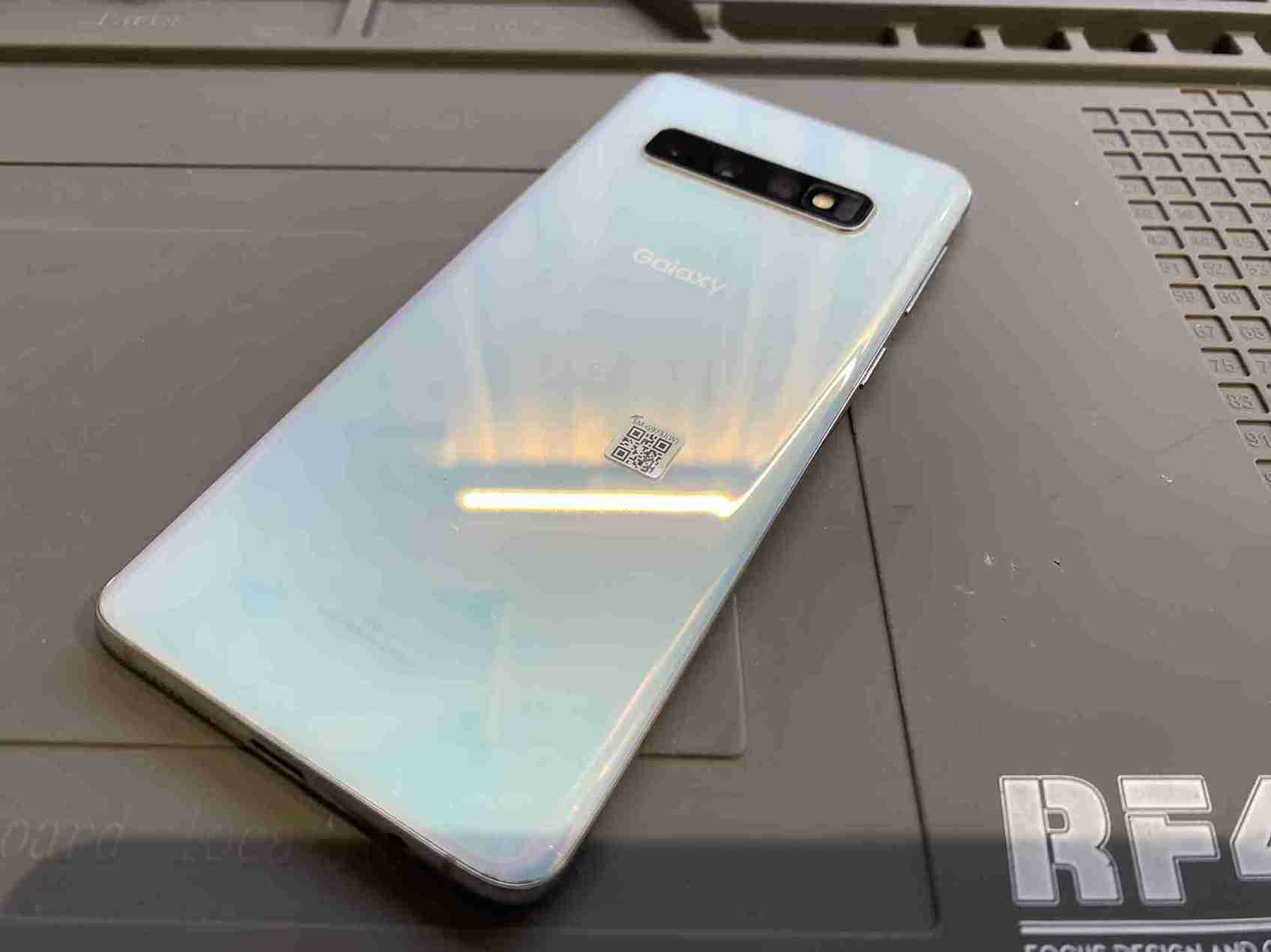 Galaxy S10 バッテリー交換 大阪 スマートクリア