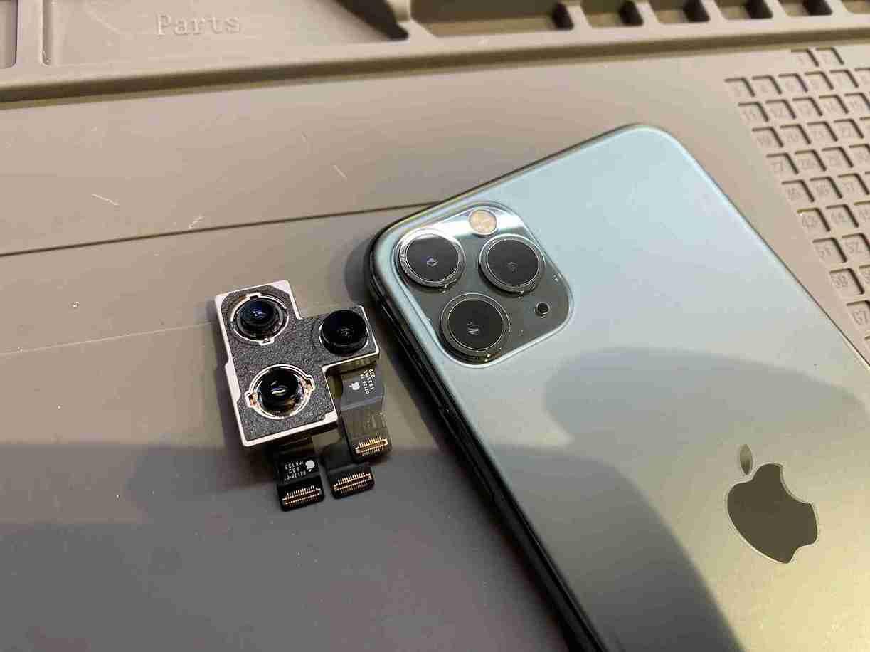 iPhone11ProMax カメラ修理 大阪 スマートクリア