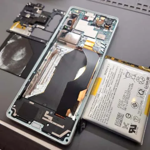 XPERIA1Ⅳのバッテリー交換
