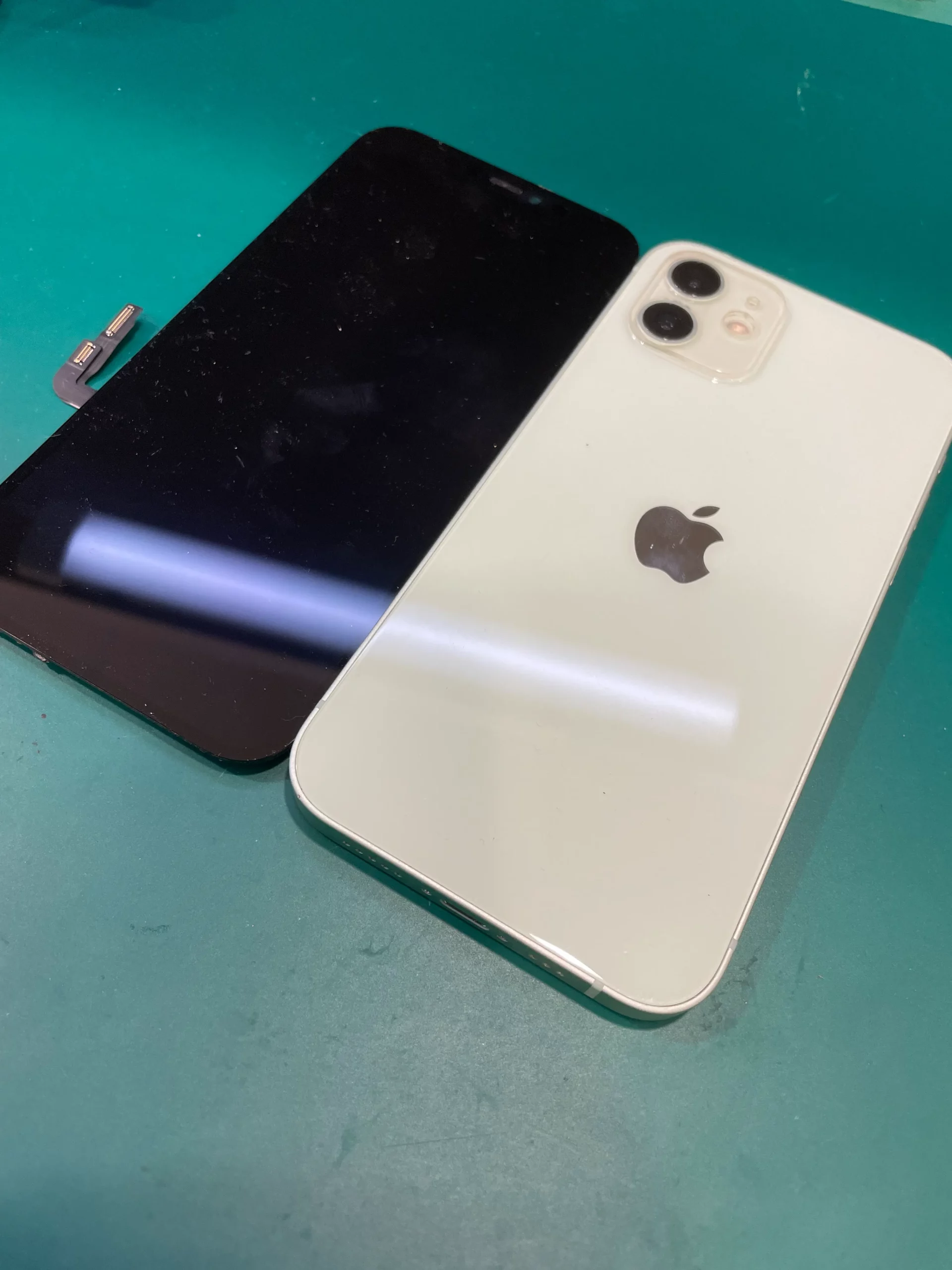 iPhone12　画面交換!