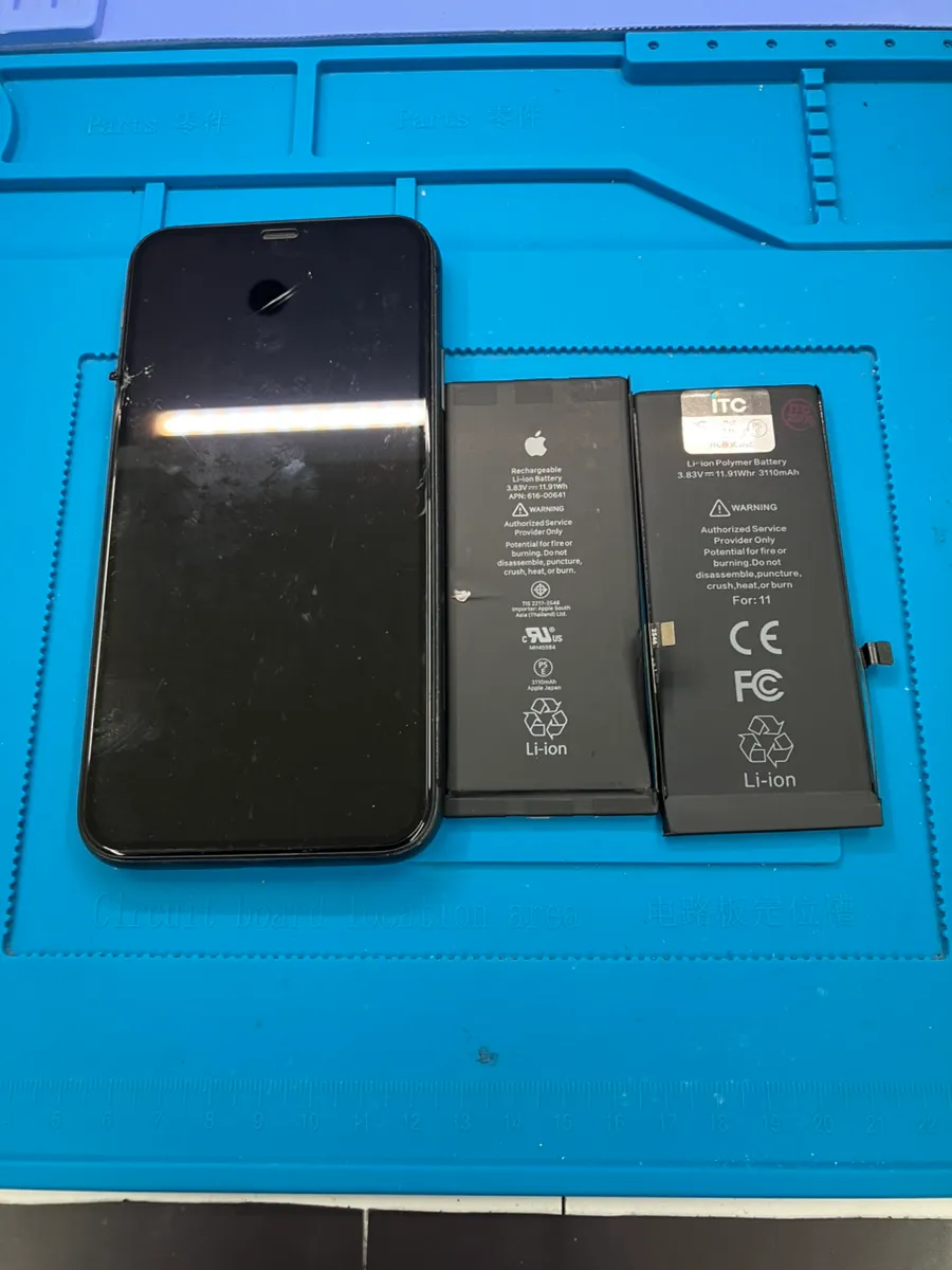 【昭島】iPhone11のバッテリー交換なら即日対応！充電の減りが早いと感じたらスマートクリア昭島駅前店へ