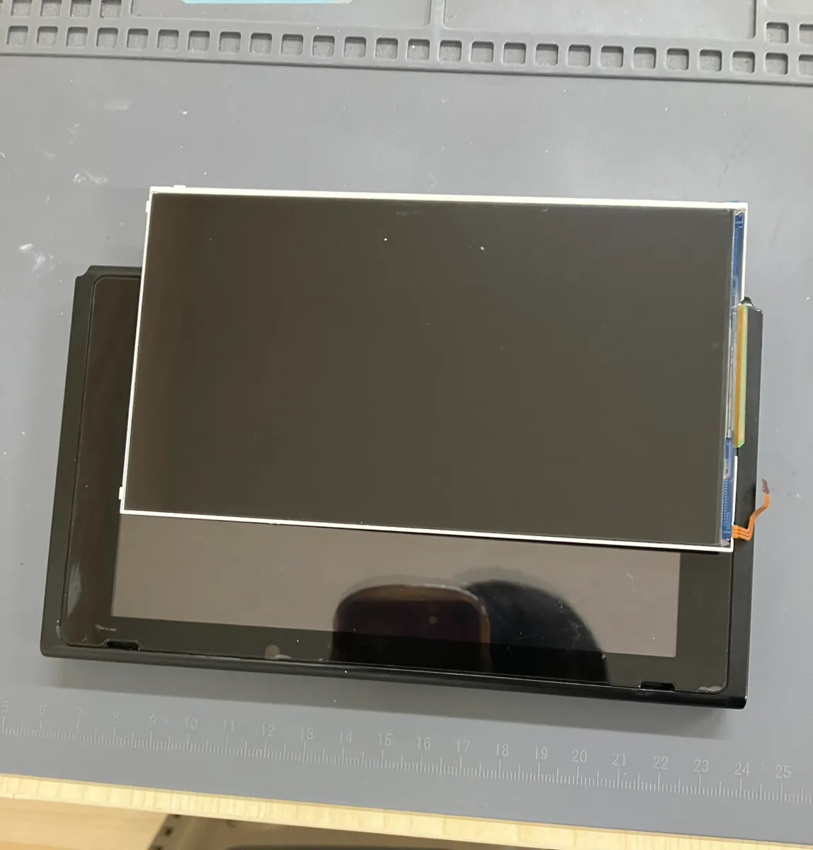 【昭島市】Nintendo Switchの画面が映らない…モリタウン西館3階「スマートクリア昭島駅前店」で即日修理した事例