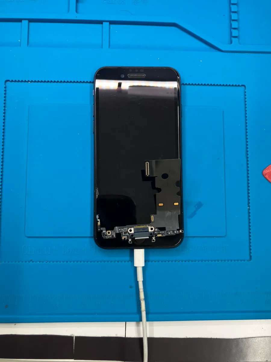 【昭島市の方必見】iPhone SE3 充電口不良を即日修理｜スマートクリア昭島駅前店