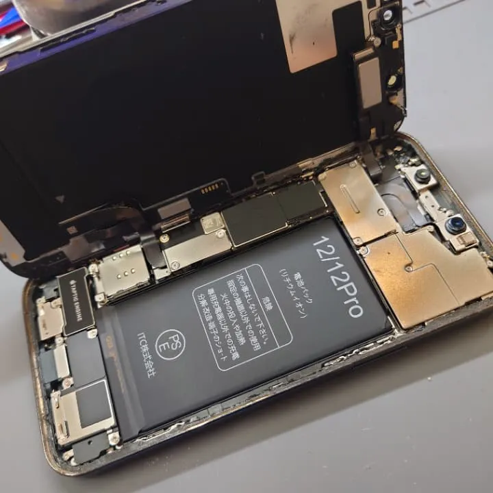 iPhone12バッテリー交換