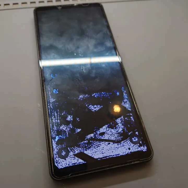 Xperia 10 IIIの画面修理