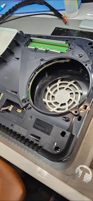 ゲーム修理　小樽 PS5