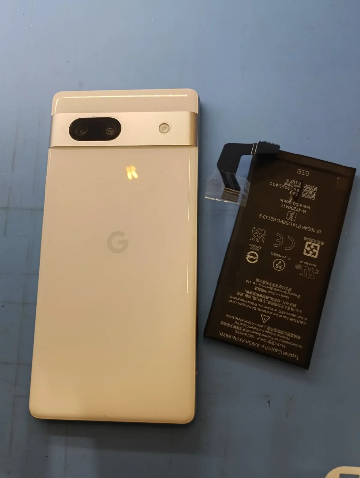 Google Pixel 7a 修理