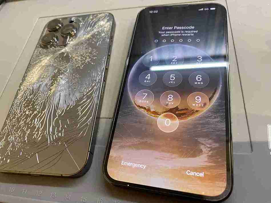 iPhone13Pro 背面割れ修理 大阪 スマートクリア