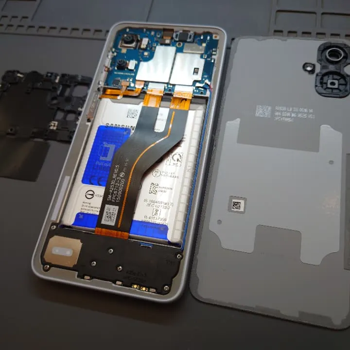 GalaxyA25バッテリー交換