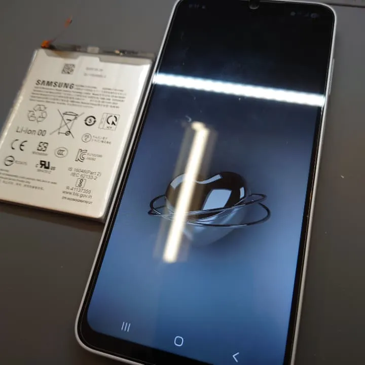 GalaxyA25バッテリー交換
