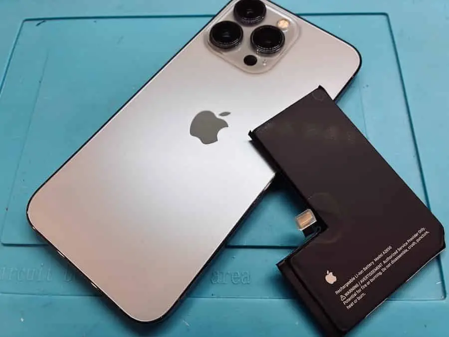 iPhone14PROのバッテリー交換承りました！