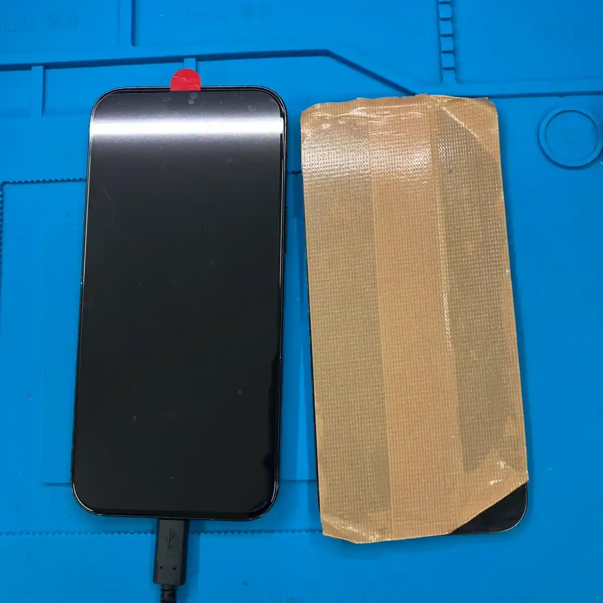 iPhone16 Pro Max画面交換