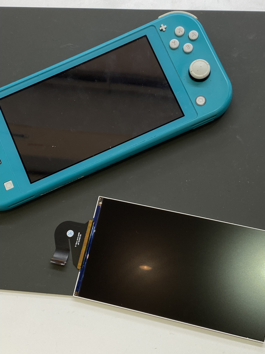 函館でSwitch Liteの液晶修理｜縦線・黒いにじみ・音だけ出る症状をご相談ください